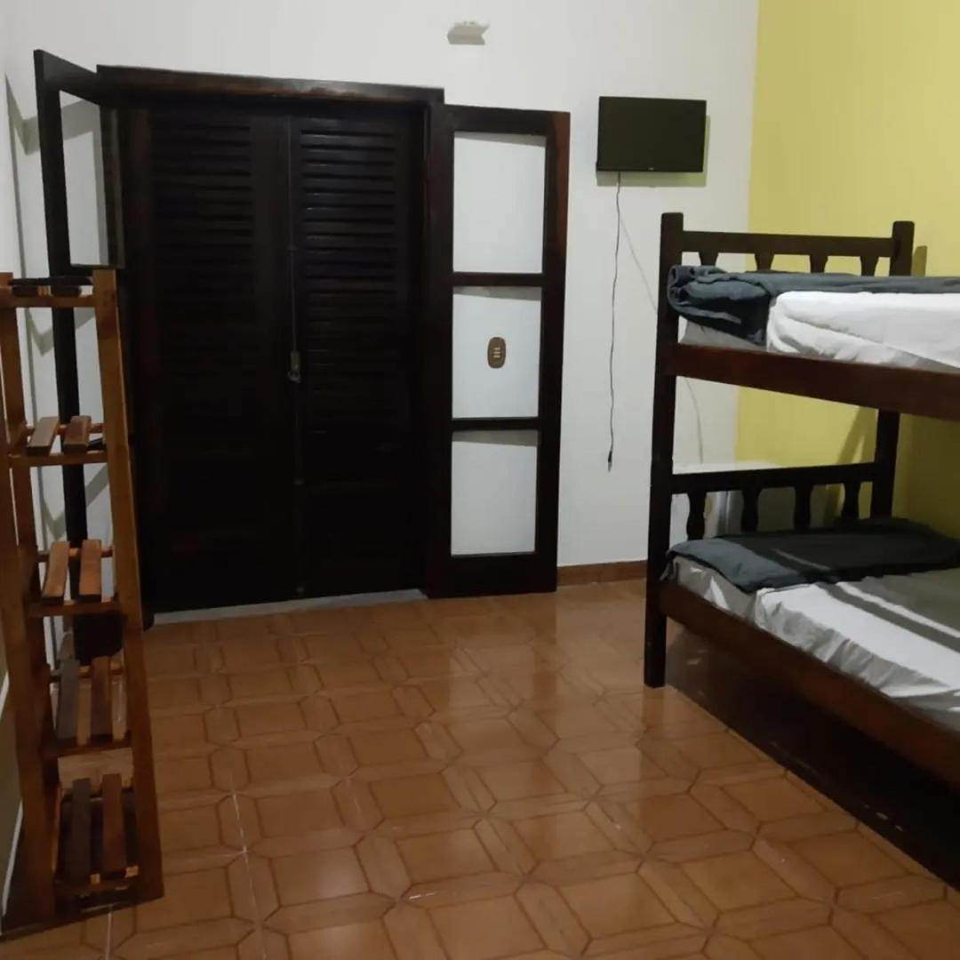 Hostel Le Castelle Caraguatatuba Exterior photo